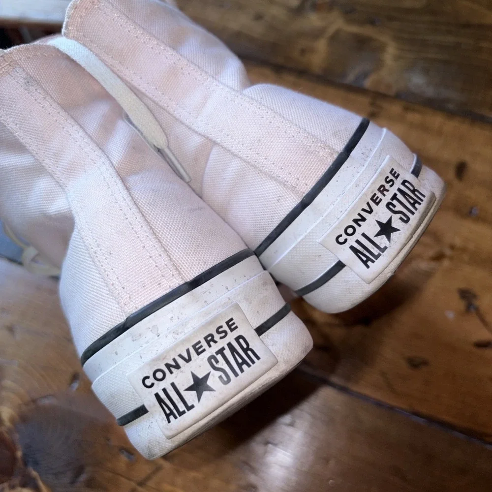 Size 9 - Converse Chuck Taylor All Star Lift Platform High Pale Petal Womens 9